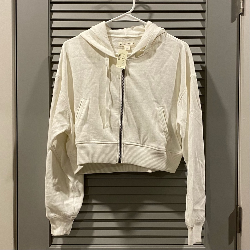Aeropostale Cream Cropped Full Zip Hoodie - Women’s Size Small